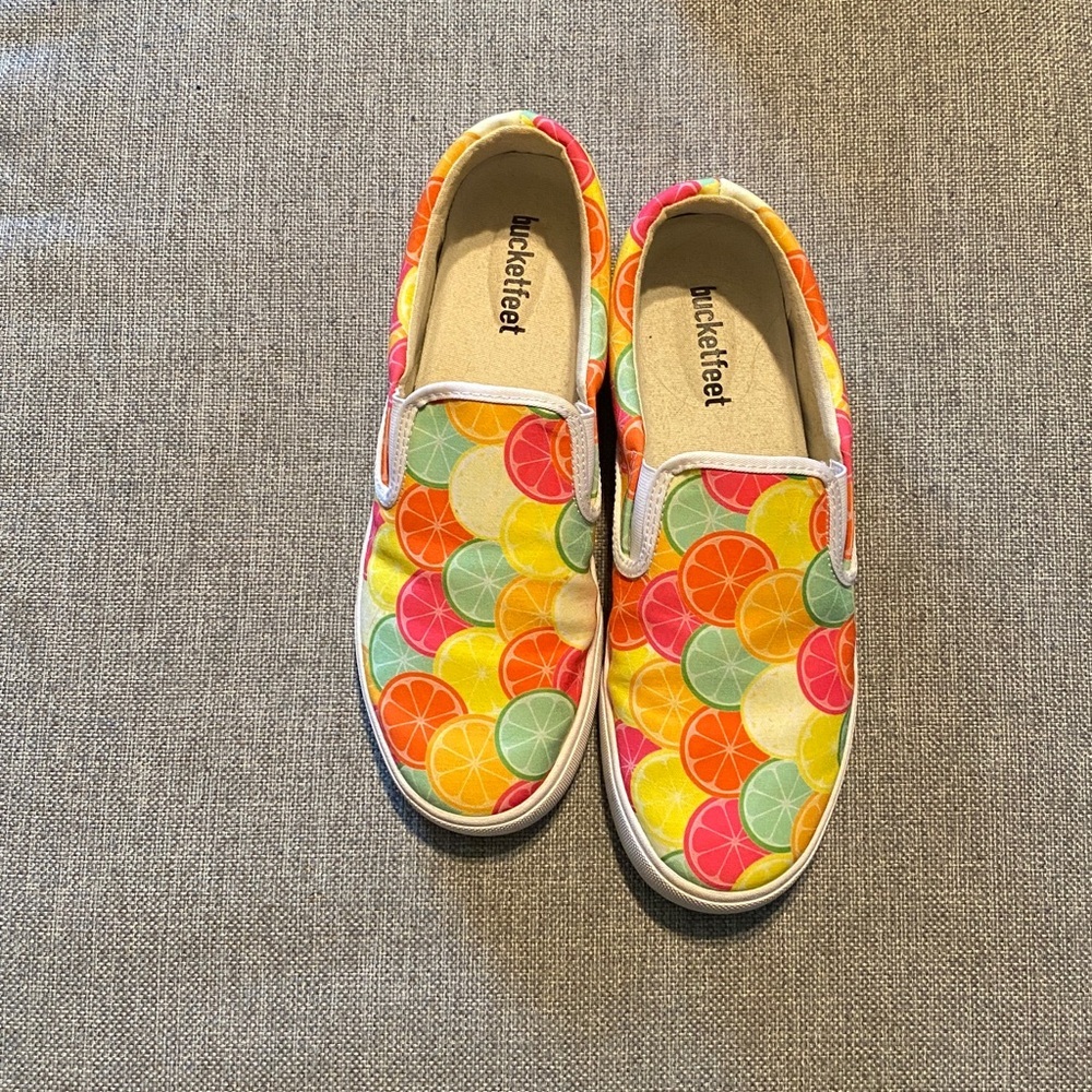 Bucket Feet Citrus Sneakers with Elastic Slip-On Design